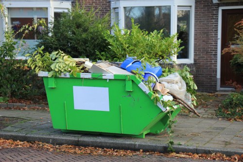 Rubbish removal truck servicing Notting Hill and nearby areas